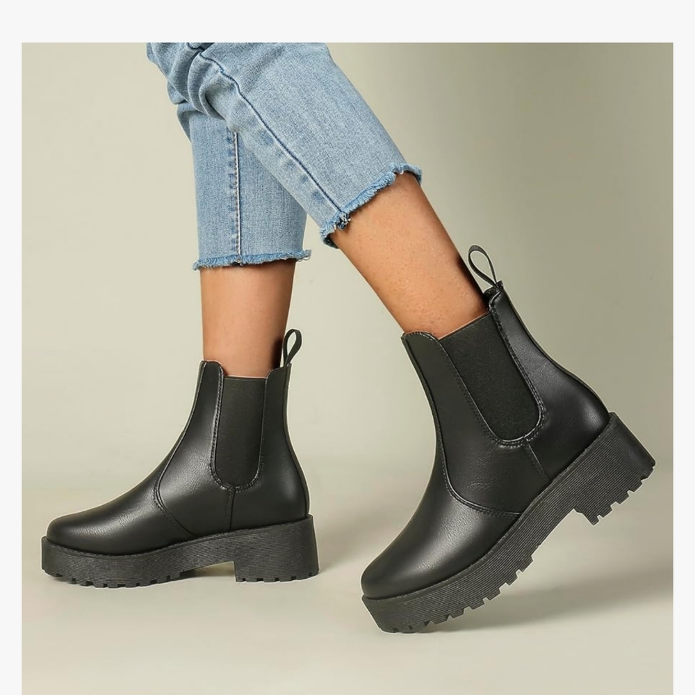 Boots - Picture 5 of 5